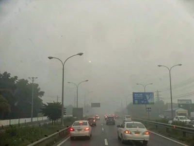 Traffic in reduced visibility