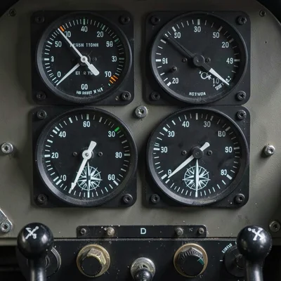Four Instrument Dial Cluster Overhead Square