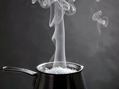 Heat rising from just-boiled kettle in tight column