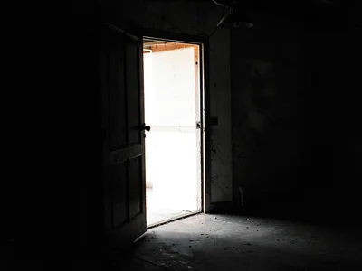 Doorway bright rest dark