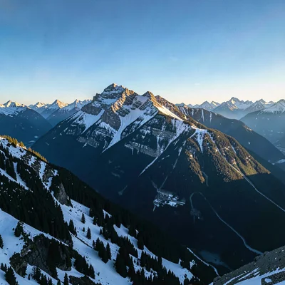 Crystal clear high-altitude light, sharp mountain air quality, Morning sun hitti