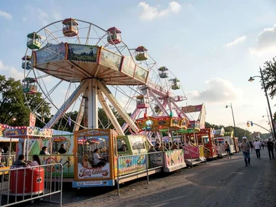 Carnival rides traces