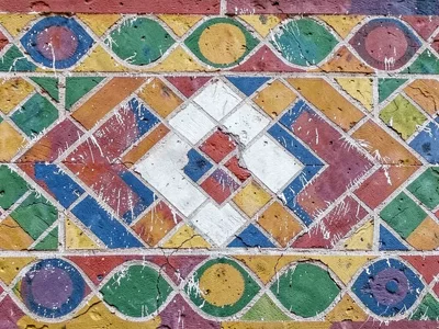 Sgraffito geometric border