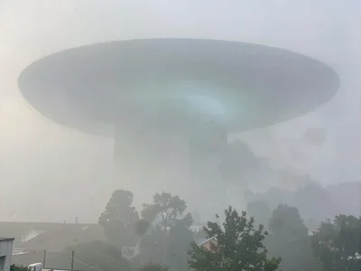 Layer inversion creating smog cap