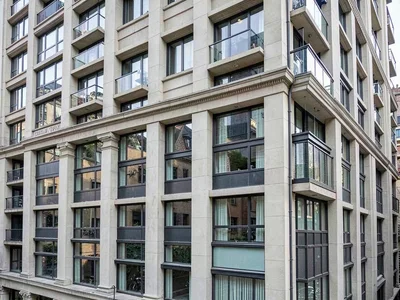 Mixed use facade complexity